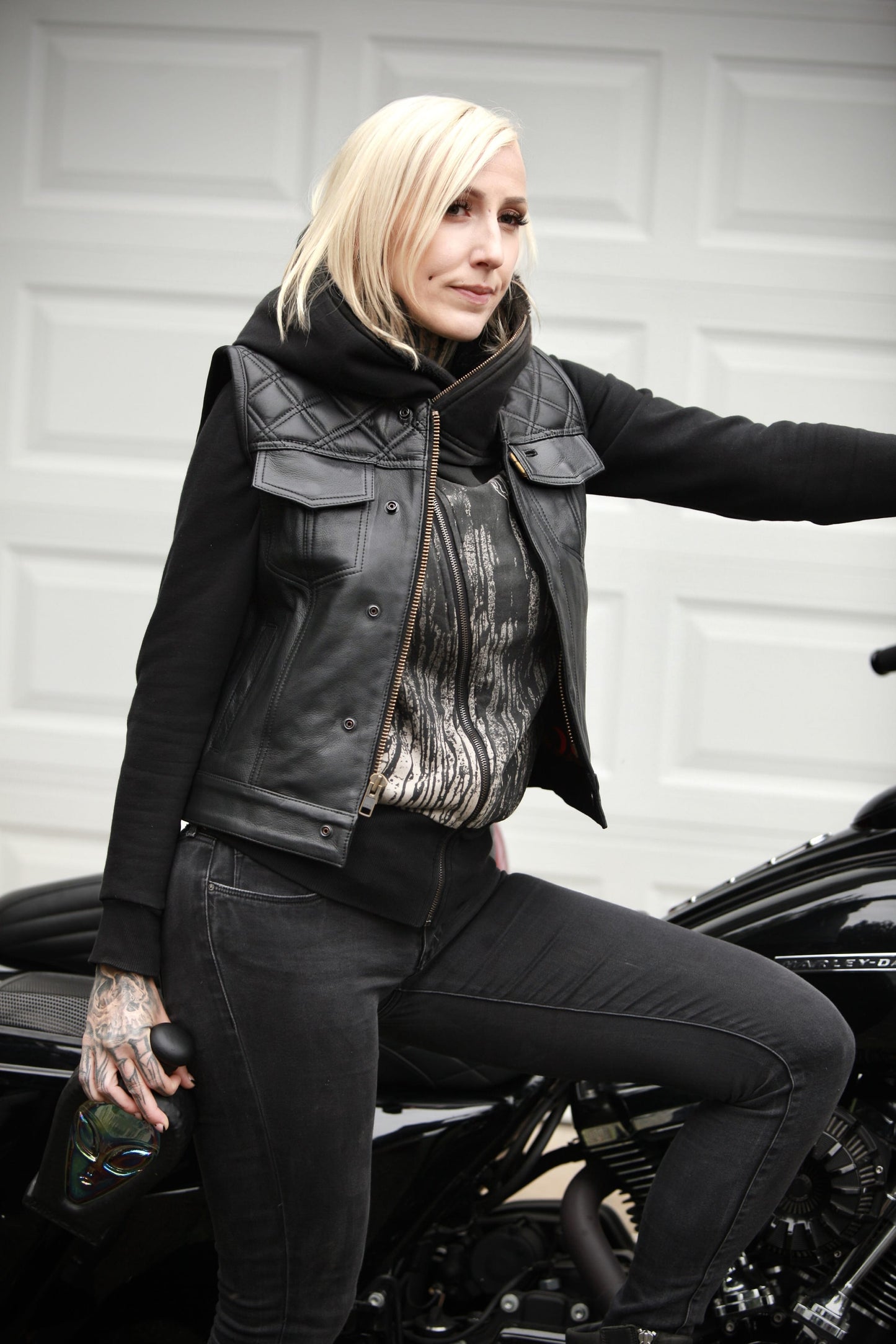 Women's Moto Vest - Black Leather/Black Stitch